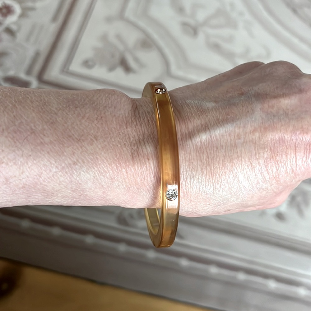 Vintage Plastic Lucite Bracelet with five rhinestones